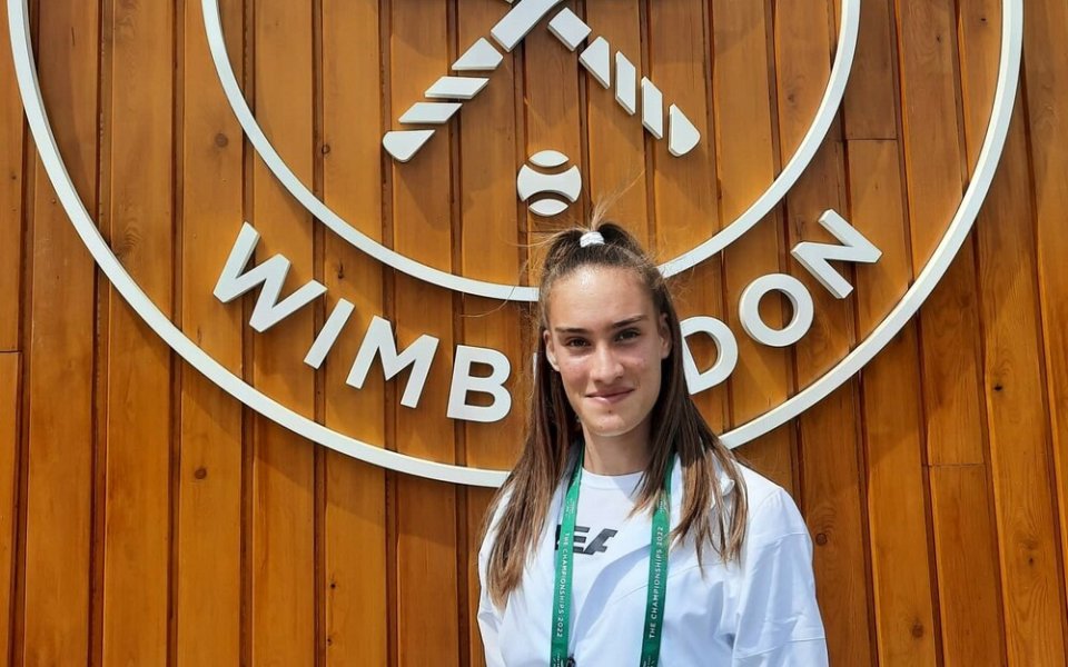 Денислава Глушкова се класира за втория кръг на турнира в Анталия