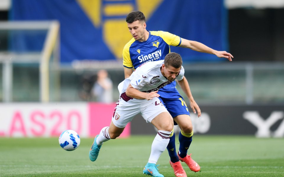 Всичко е готово за пристигането на защитника Николо Казале в