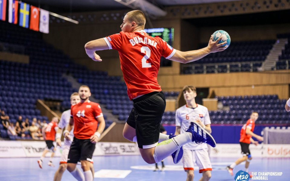 България завърши на 8-то място на Европейското по хандбал за младежи