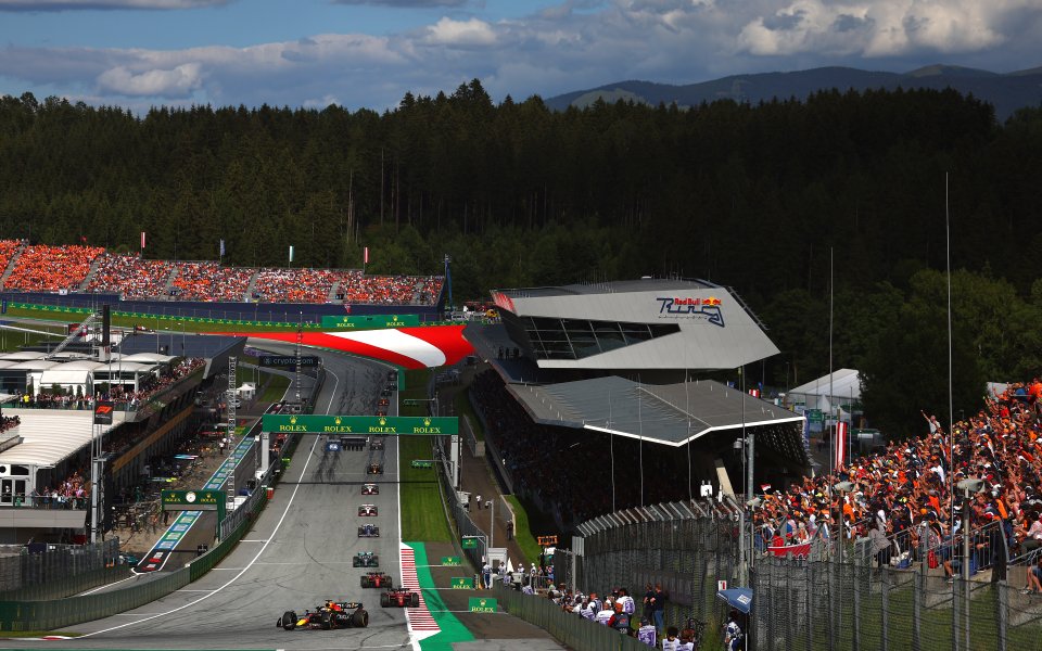 Австрия ще продължи да приема кръг от Формула 1 до