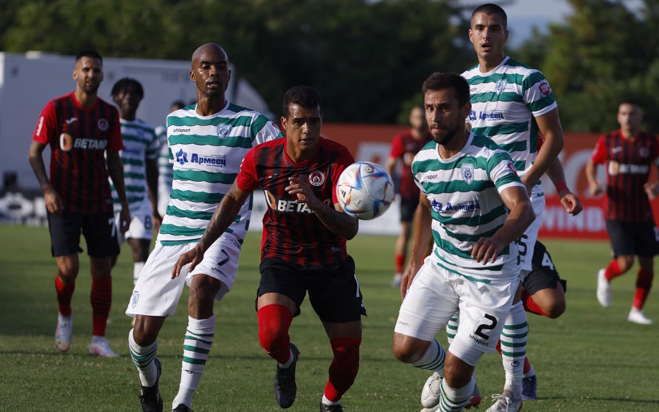 Едно от новите попълнения на Черно море &ndash; хърватският бранител