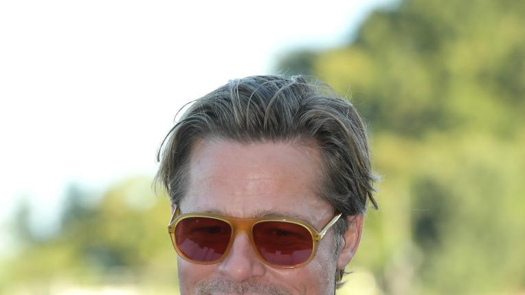  Прасковено за въодушевление: Брад Пит в Париж за премиерата на „ Убийствен трен “ 