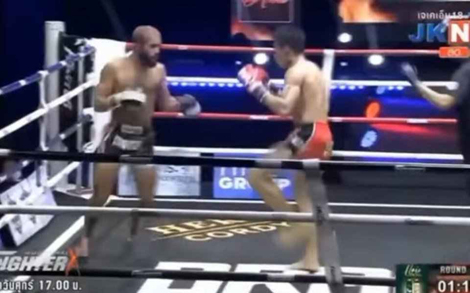 Боксьор си отиде от този свят след зверски нокаут в Тайланд