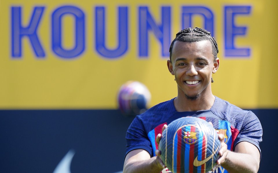 Новият защитник на Барселона Жул Кунде заяви, че е било лесно