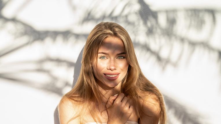  Прически за сърцевидно лице 