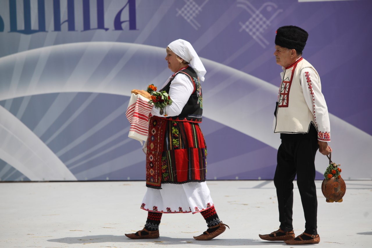 <p>&quot;България пее в Копривщица&quot; е мотото на тазгодишното, 12-о издание на Националния събор на народното творчество Копривщица 2022</p>