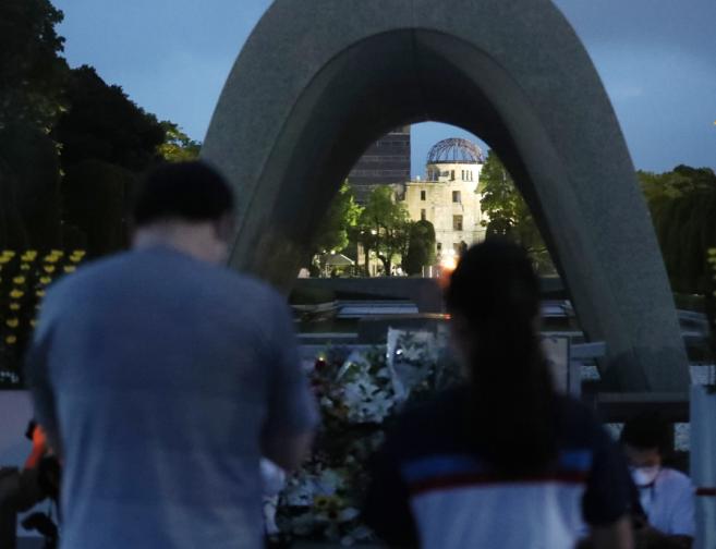 Япония почете годишнината от бомбардировката на Хирошима