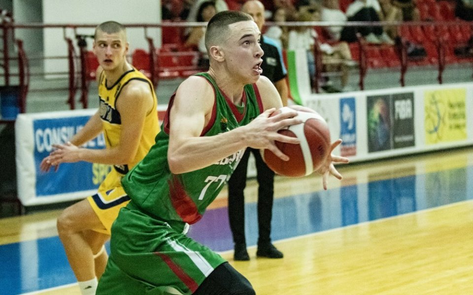 Илиян Пищиков спечели наградата за Най-добър млад баскетболист за сезона