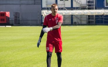 Българският вратар Пламен Илиев изигра много силен мач за своя