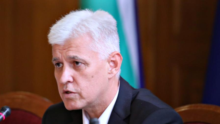 Стоянов: Няма информация за мобилизирани български граждани с руски паспорти