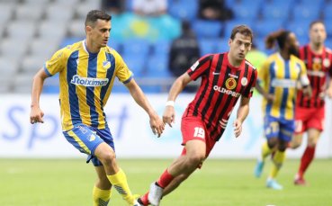 Българският полузащитник Георги Костадинов изигра пореден силен мач за АПОЕЛ