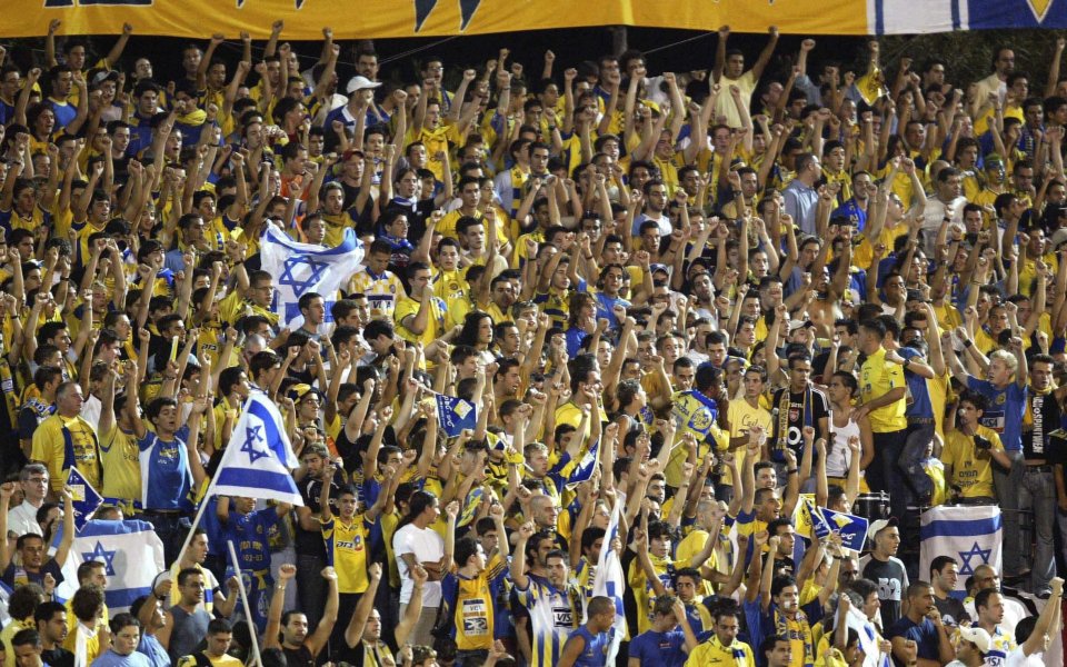 Размирици в Солун: Фенове на Макаби Тел Авив арестувани преди мача с Арис