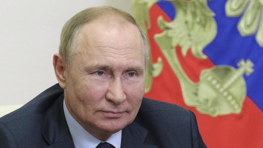 <p>Какво е доверието към Путин в Русия</p>