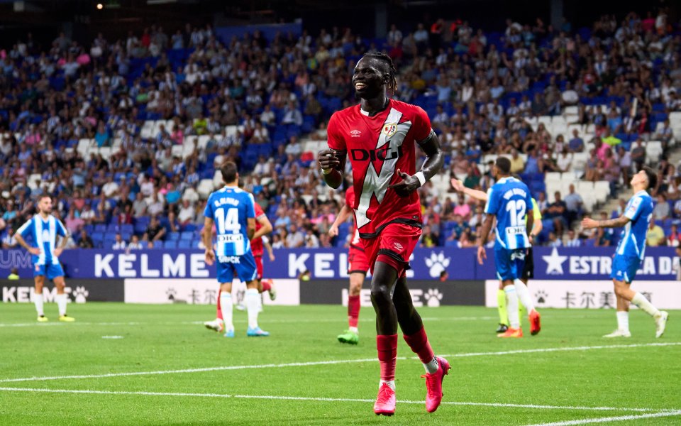 Отборът на Райо Валекано постигна първа победа от началото на