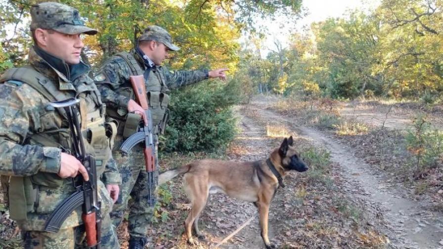 Военни с техника и дронове ще пазят българо-турската граница