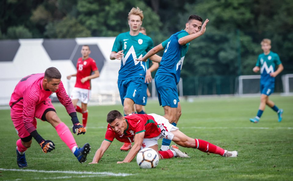 България U19 Словения U19 контрола1