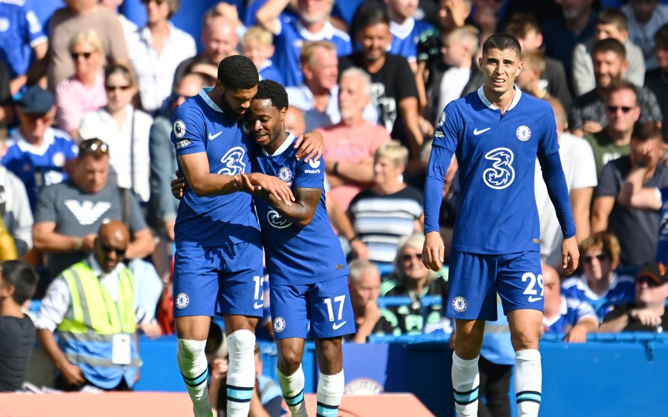 Отборите на Челси и Лестър Сити играят при в сблъсък