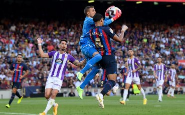 Отборите на Барселона и Реал Валядолид играят при в двубой