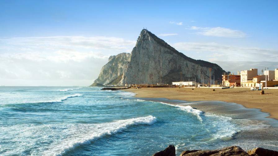Гибралтар и Испания влязоха в спор относно "нарушение на суверенитета"