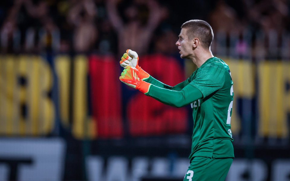 Вратарят на Локомотив Пловдив - Динко Хоркаш, даде интервю пред