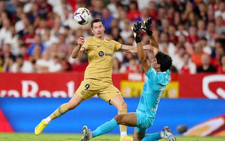 Барселона разпиля Севиля, Левандовски с нов гол