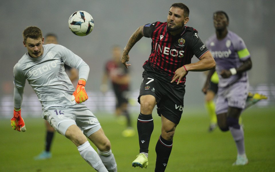 Отборите на Ница и Оксер не успяха да излъчат победител в сблъсъка помежду си