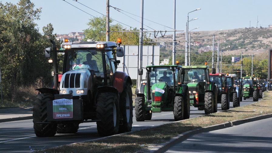 Въпреки споразумението: Фермери блокираха граничния пункт „Илинден – Ексохи“