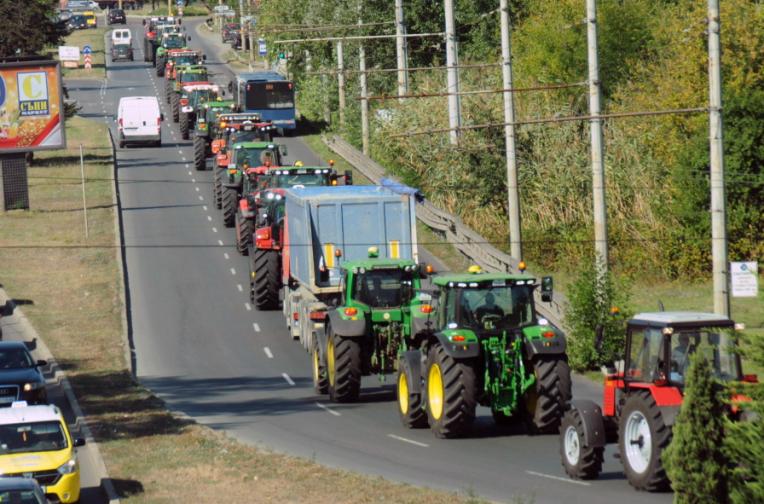 Протест на зърнопроизводители в Бургас