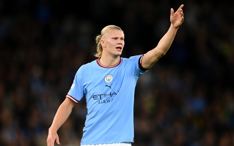 Отборите на Манчестър Сити и Борусия Дортмунд играят при резултат