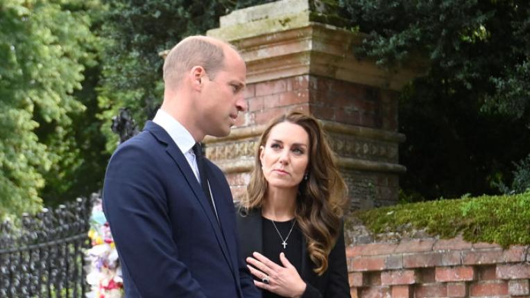 Кейт и Уилям с първи ангажимент като новите принц и принцеса на Уелс