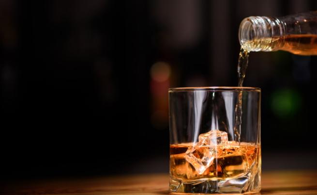 Алкохолът: предпочитана „отрова“ за българина