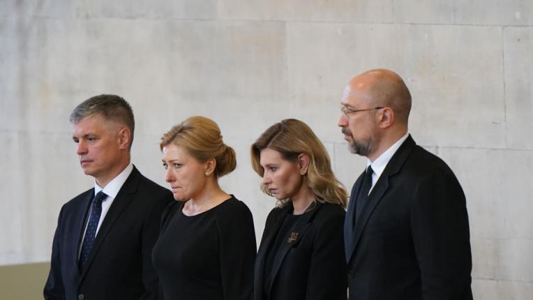 Олена Зеленска е в Лондон за погребението на кралица Елизабет Втора