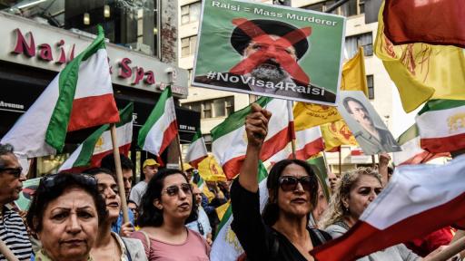 <p>След протестите: Иран с историческо решение</p>