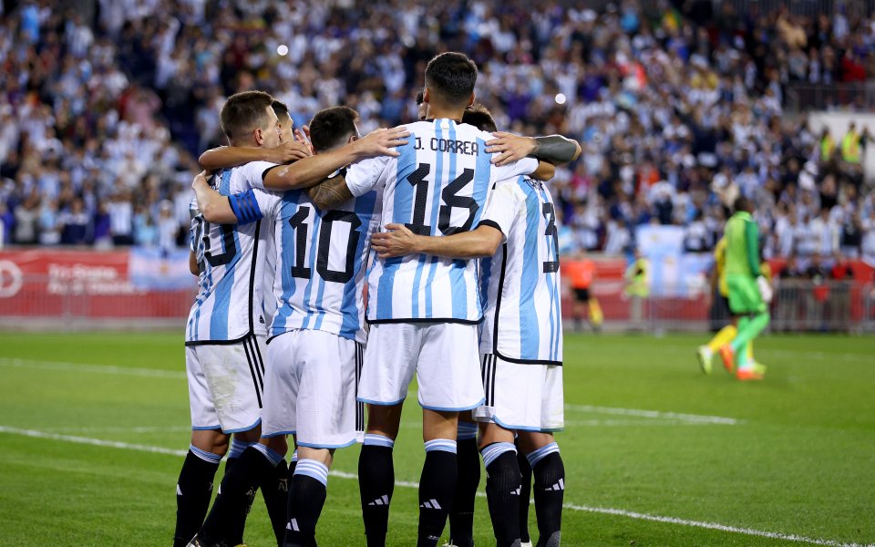 Аржентина записа нова победа с 3:0 в приятелската среща, този път срещу Ямайка,