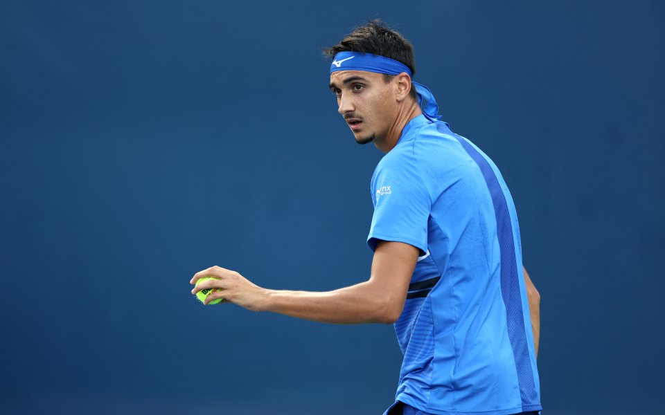 Лоренцо Сонего успя да запише сравнително лесна победа в два