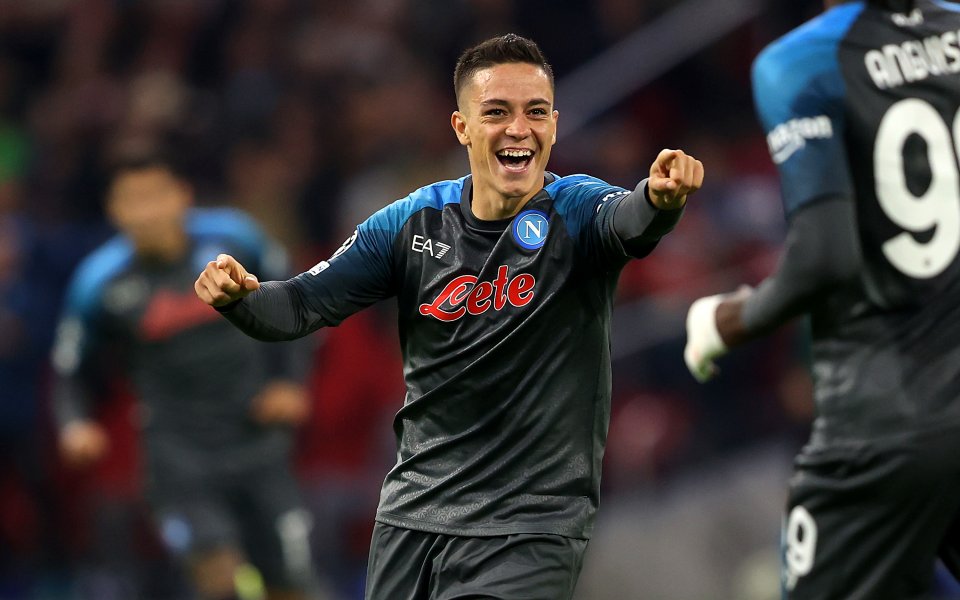 Наполи започна по впечатляващ начин сезона в Серия А. Нещата