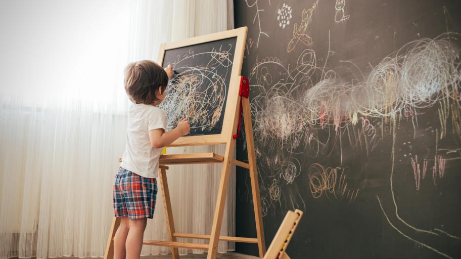 Защо е важно детето да рисува от съвсем малко