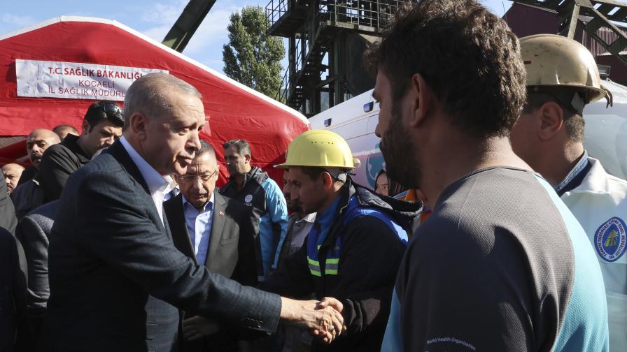 Ердоган: Жертвите на експлозията във въглищна мина достигнаха 41 души