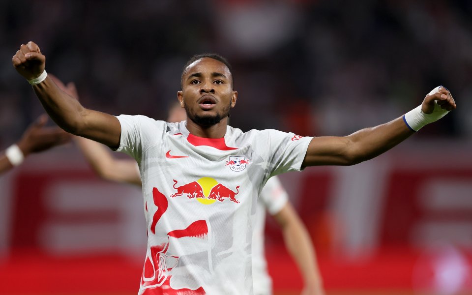 Трансферната цел на Челси Кристофър Нкунку е следен и от