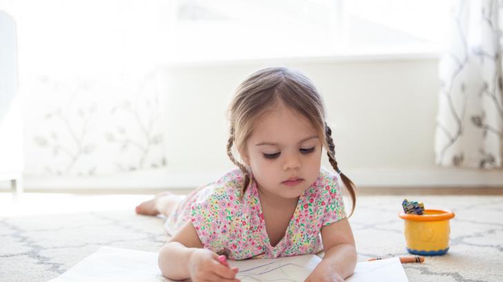 Ранно детско развитие: Защо и как да рисува дете на 3 години