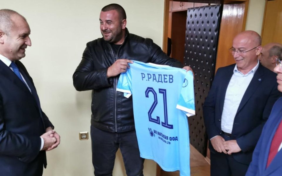 Кметът на гр. Кърджали д-р инж. Хасан Азис и президентът