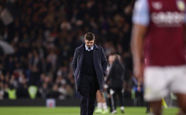 Стивън Джерард бе уволнен като треньор на Астън Вила след