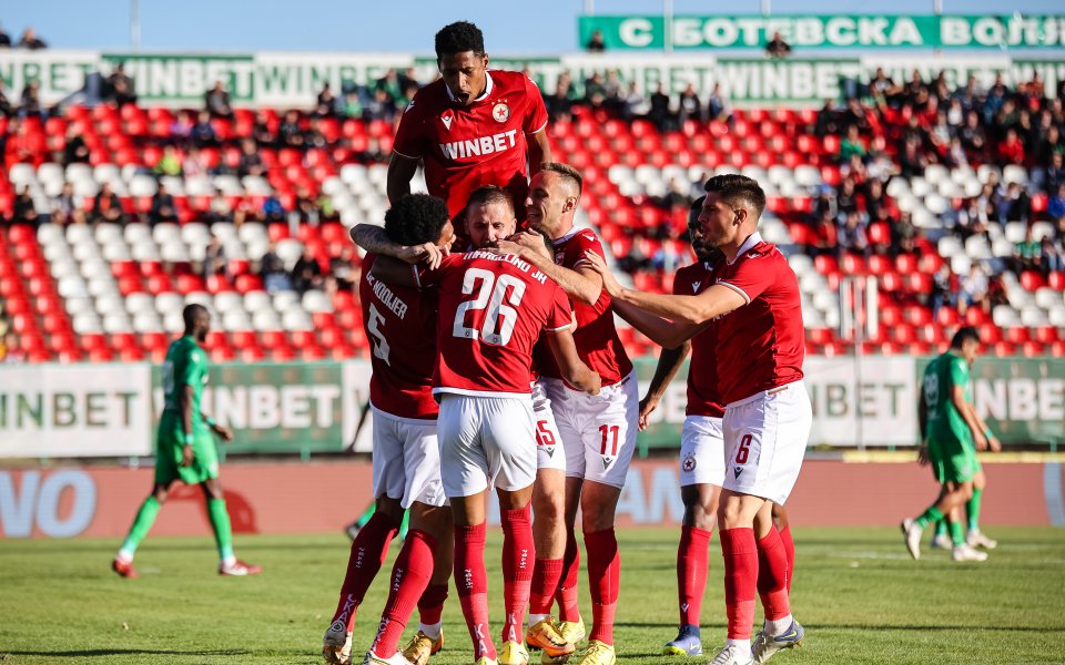 ЦСКА си припомни как отборът е изпратил изминалия полусезон. На