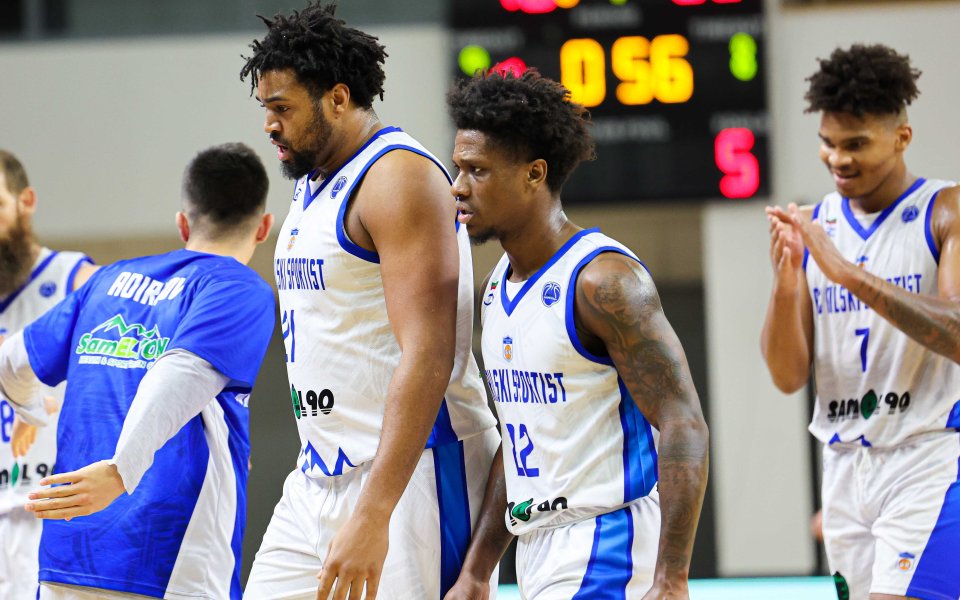 Отборът на Рилски спортист продължава да трупа победи в родния