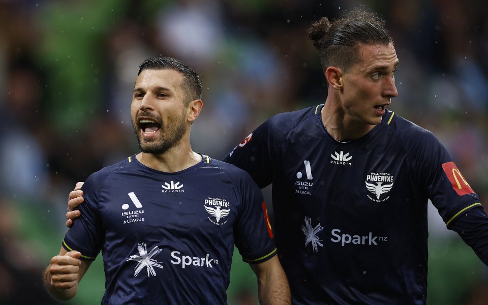 Уелингтън Финикс с Божидар Краев навакса пасив от два гола