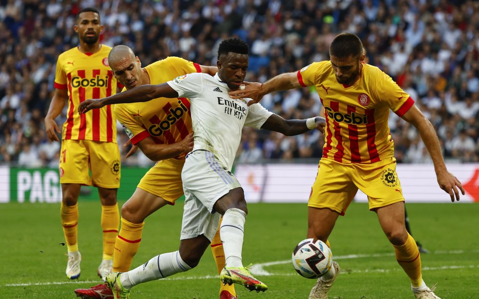 Отборите на Реал Мадрид и Жирона играят при резултат 1:1 в