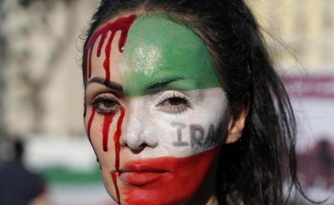 Протести в Иран въпреки ултиматума на властите