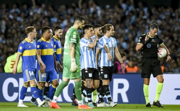 Скандално! 10 червени картона на мач в Аржентина