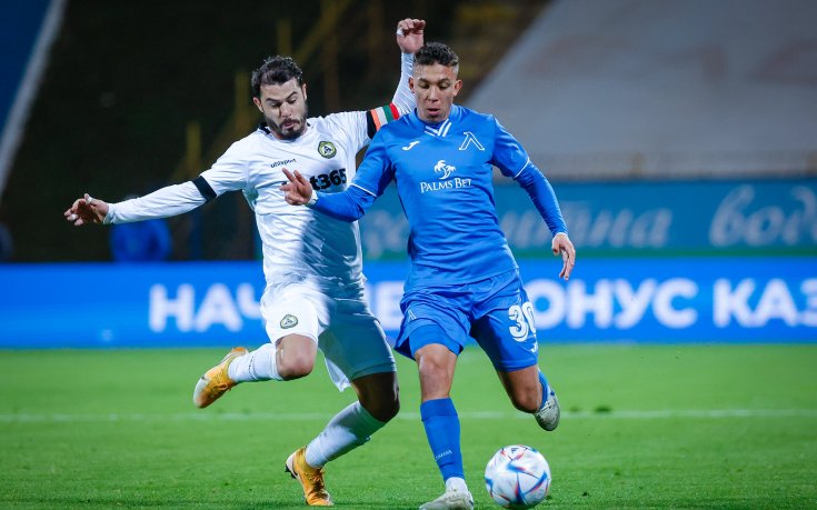 Свободното падане на Левски продължава, Славия обърна „сините” на „Герена”