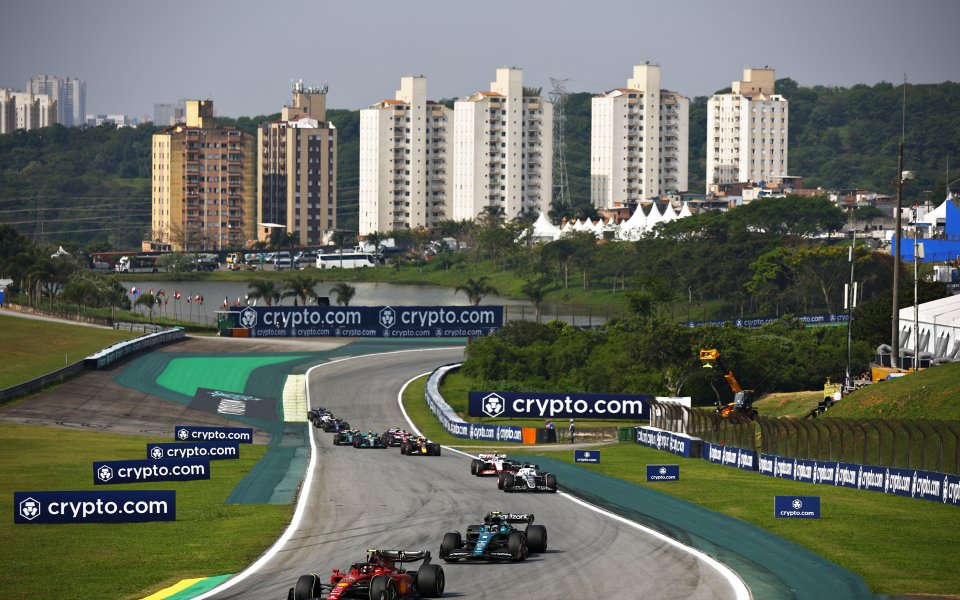 Джордж Ръсел, Пиер Гасли и Естебан Окон бяха наказани след